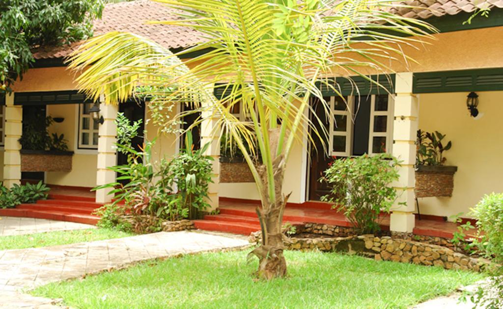 Afrikiko River Front Resort Akosombo Екстер'єр фото