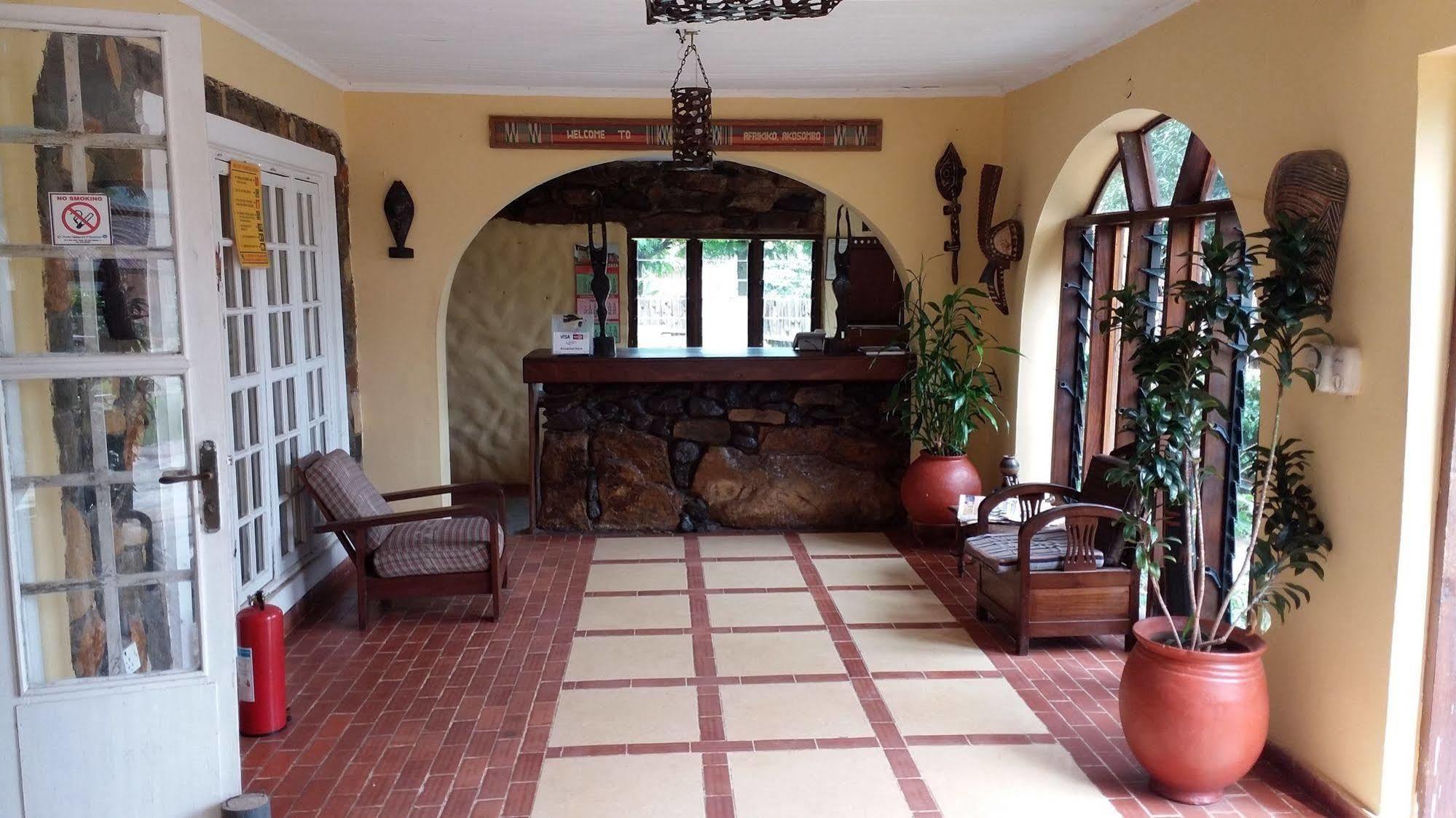 Afrikiko River Front Resort Akosombo Екстер'єр фото